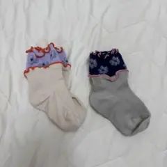 ［お値下げ］ベビー靴下 2足セット 花柄 フリル付き