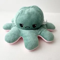タコのぬいぐるみ　リバーシブル　緑　ピンク