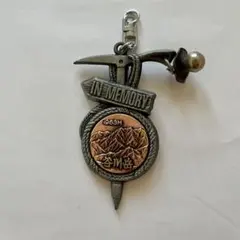 登山　金属製キーホルダー　キーホルダー　谷川岳　山　レトロ