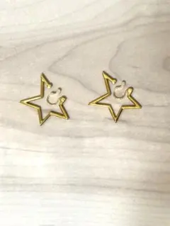 Phoebe ニッケルフリー 星モチーフ フープイヤリング