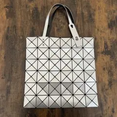 BAOBAO ISSEY MIYAKE トートバッグ シルバーのサムネイル