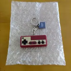 任天堂ミュージアム限定 ファミコン コントローラー キーホルダー ファミコン