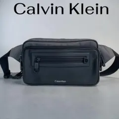 美品　カルバンクラインボディバッグ ブラック