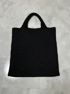 COS ブラック トートバッグ 編み込みデザイン