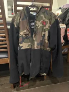 The North Face マウンテンパーカー カモフラージュ/ブラック