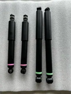 ハイエース200系 4WD2WD 純正ショック ワンオフ加工 減衰力強化 美品 ハイエース200系 2WD 純正ショック ワンオフ加工品 減衰力