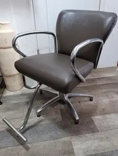 オオヒロOOHIRO製 電動シャンプー椅子 完動品 2脚セットで2.5000円 