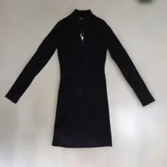 GU　ブラック　リブニット　長袖ワンピース　Mサイズ　ジッパー仕様
