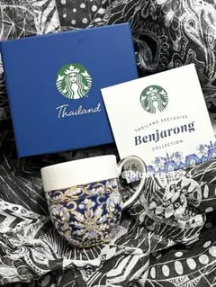 ベンジャロン焼き 先日アイコンサイアムのスタバで 今年もピンスワン