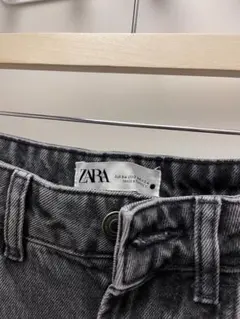 ZARA グレー ストレートデニム