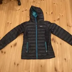 patagonia ダウンジャケット XS