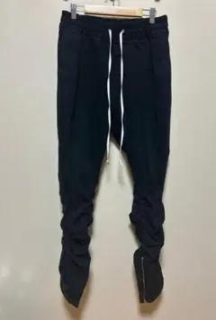 fear of god ナイロン　カーゴ　パンツ　スウェット　フィアオブゴッド 楽天市場】フィアオブゴッド fog essentials スウェットパンツ 正規品
