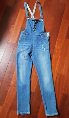 レースアップスキニーデニムオールインワン　ラブトキシック