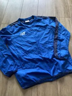 New Balance 青 Vネック ピステ　サッカー　150