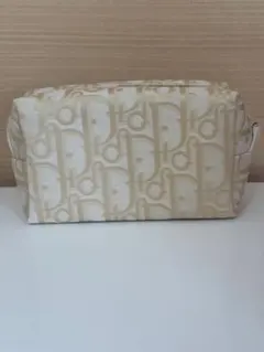 CHANEL シャネルココマーク 総柄 ポーチ ベージュ - メルカリ