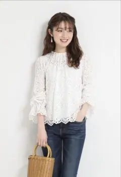 アプワイザーリッシェ カットワーク刺繍ブラウス 白 コットン 春夏のサムネイル