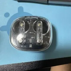 daiso スケルトン イヤホンのサムネイル