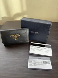 PRADA サフィアーノレザー キーケース