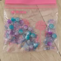 カラフルプラスチックビーズ 約170個