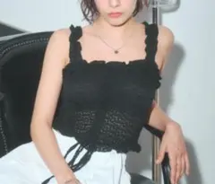 BLONDEY，ブロンディパット付きフリルレースビスチェ