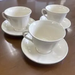 WEDGWOOD QUEENS WARE ホワイトカップ2個セット➕1個セット