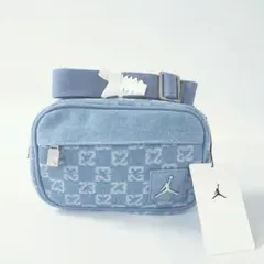 E07225 新品 JORDAN BRAND カメラバッグ ブルー - メルカリ