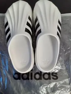 adidas シェル型サンダル ホワイト42（26.5）
