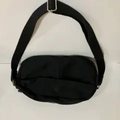 年末セール！美品　CLEDRAN ショルダーバッグ　黒