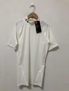 新品 アンダーアーマー レディース ハイネック インナー シャツ