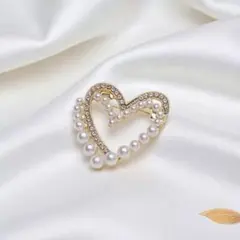 残りわずか！早いもの勝ち！ハート パール ラインストーン ブローチ ゴールド