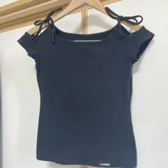 オフショルダー黒半袖TシャツM