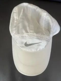 Nike ホワイトキャップ 通気性メッシュ