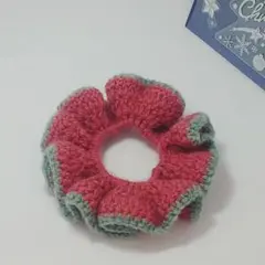 クリスマスカラー　フリルシュシュ　ポインセチア