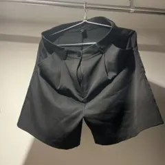 ブラック ショートパンツ