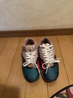 Nike Air Max スニーカー 青 ピンク ベージュ
