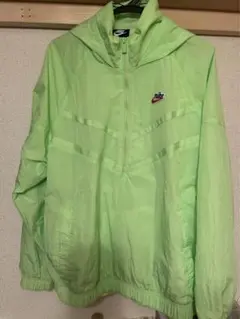 nike マウンテンパーカー