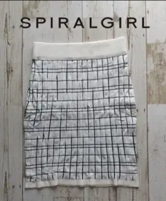 【SPIRALGIRL】膝上丈ミニスカート(フリーサイズ)whit
