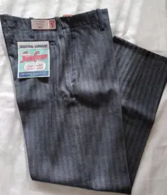 Item thumbnail for item d1881fdf-02af-4b7e-8cca-d3cd6dc83e3c