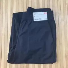 新品　ユニクロ　ウルトラストレッチエアリズム　ジョガーパンツ　Mサイズ