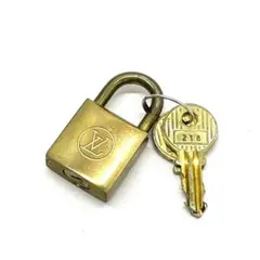 Y512-646　ルイ・ヴィトン 南京錠＋キー
