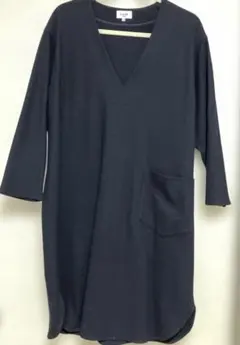 LE GLAZIK ブラック Vネック ワンピース 36