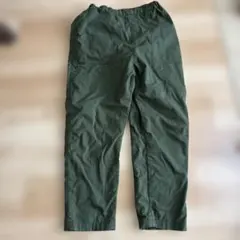 UNIQLO 長ズボン 130サイズ オリーブ色