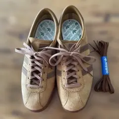 2026年最新】adidas タバコグルーエンの人気アイテム - メルカリ