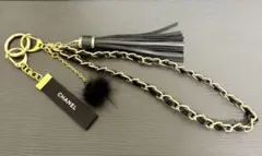 CHANEL ラッピングリボンキーホルダーとブラックタッセル＆ブラックチェーン付