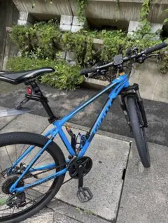 GIANT マウンテンバイク ブルーのサムネイル