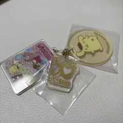 いちご新聞 50周年 ポムポムプリン アクリルキーホルダー