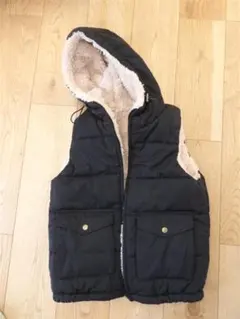 あ*︎様 LOWRYS FARM　ボアリバーシブル　ダウンベスト　M　ブラック