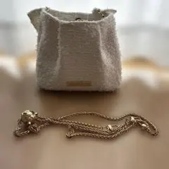 Amie bolsaw mia white