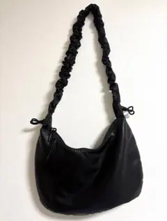 Edwina Horl ショルダーパック レザー ブラック - メルカリ