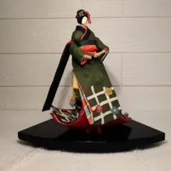ハンドメイド　和紙で作った　和装人形